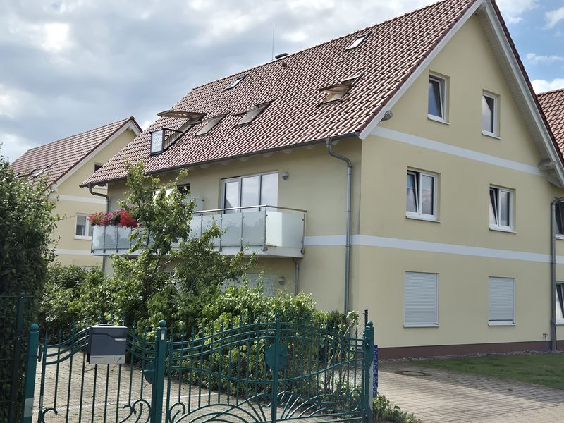 Wohnen mit Charakter: Drei-Zimmer-Dachgeschosswohnung (provisionsfrei von Privat) in Koserow